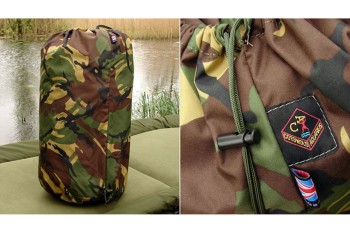 Cotswold Aquarius Camo Sleeping Bag Cover with Fleece