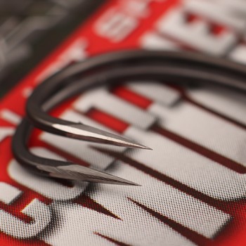 Gardner Tackle Specialist Sharpened Covert Dark Continental Mugga Hooks Hakengröße 4