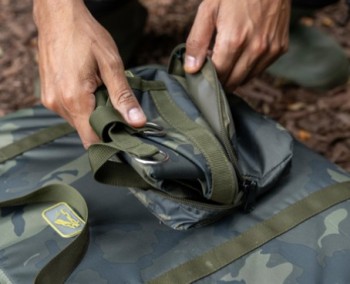 Korum Fishing Supa Lite Camo Fishcare Set