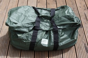Black Hole Bait Boat/General Holdall von The Air Dry Boilie Bag Company