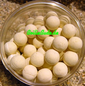West Country Baits Old School Hi-Attract Cream Complex Wafter 12mm White