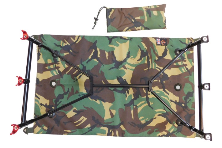 Cotswold Aquarius Camo Variform Splash Mat plus Draw Cord Bag