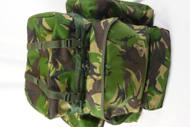 Cotswold Aquarius Camo Rhino Rucksack